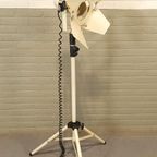 Vintage Industriële Studio Lamp Tripod Vloerlamp Projector thumbnail 2