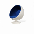Fiber Glass Ball Chair 1980s thumbnail 11
