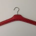 Kleerhangers thumbnail 3