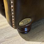 Engelse Springvale Chesterfield Clubfauteuil Goud Bruin In Nieuwstaat thumbnail 4