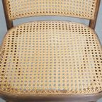 Tijdloos En Charmant Bistro Stoeltje In De Stijl Van Thonet Met Uniek Houten Frame thumbnail 7