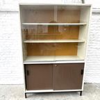 Midcentury Vitrinekast –boekenkast - Wit, Bruin, Okergeel thumbnail 5