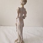 Vintage M.p Capodimonte Sculpture Woman Figure With Umbrella thumbnail 3