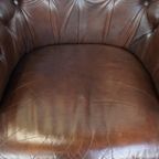 Klassieke En Charmante, Correct Afgewerkte Rundleren Engelse Chesterfield Armchair thumbnail 7