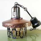 Vintage Brutalist Hanglamp Gehamerd Metaal Amberkleurig Glas Koperen Kap thumbnail 15