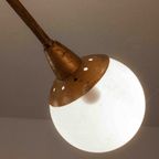 Mid-century Italiaanse Bollen Luster In Messing En Melkglas thumbnail 12
