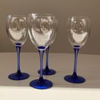 Wijnglazen Met Blauw Glazen Voet thumbnail 3