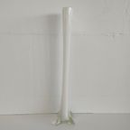 Set Vintage Hoge Smalle Witte Vazen thumbnail 2