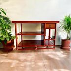 Vintage Koraalrode Sidetable Lyda Levi Voor Mcguire thumbnail 9