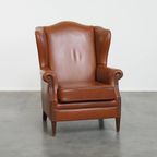 Stijlvolle En In Correcte Staat Verkerende Cognac Kleurige Rundleren Oorfauteuil In Engelse Stijl thumbnail 10