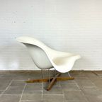 Vitra La Chaise Fauteuil Iconisch Design Van Charles & Ray Eames thumbnail 7