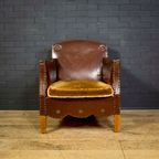 Antique Clubchair thumbnail 3