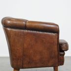 Bijzondere, Karakteristieke En Statige Donkere Schapenleren Clubfauteuil thumbnail 2