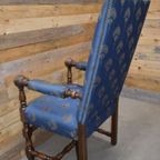Robuuste Kasteel Armstoel Eiken Met Blauwe Stof thumbnail 3