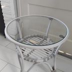 Wit Rond Tafeltje Rotanlook Met Glasplaat thumbnail 3