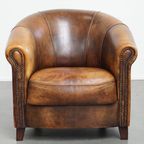 Unieke En Tijdloze Schapenleren Clubfauteuil Met Een Geweldig Patina thumbnail 2