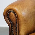 Unieke En Tijdloze Schapenleren Clubfauteuil Met Een Geweldig Patina thumbnail 9