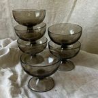 Vintage Feestelijke Coupe Glazen In Rookglas Set thumbnail 3