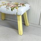 Nieuw Gestoffeerd Voetenbankje Footstool Retro Stof Bloem thumbnail 5