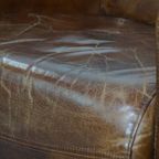 Karaktervolle En Unieke Bruine Aviator Design Fauteuil Gemaakt Van Rundleer thumbnail 14