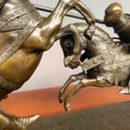 Bronzen Beeld. In De Stijl Van Middeleeuwse Gotische Beeldhouwkunst. thumbnail 3