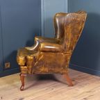 Cognackleurige Chesterfield Wingback Fauteuil (2x) thumbnail 4