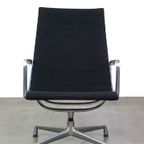 Design Vitra Draaifauteuil Model Ea 116 In Zwarte Stof thumbnail 4