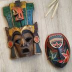 Set Van 2 Handgemaakte Bohemian Houten Maskers Kleurrijk Wanddecoratie Bali thumbnail 4
