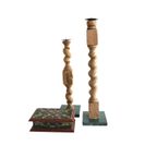 Set Van 2 Kandelaars Vintage Stoelpoten Op Marmer thumbnail 5
