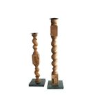Set Van 2 Kandelaars Vintage Stoelpoten Op Marmer thumbnail 3
