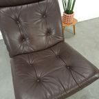 Bruin Leren Fauteuil Met Houten Onderstel Vintage Stoel thumbnail 6