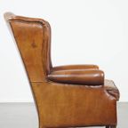 Mooie, Luxe En Comfortabele Engelse Stijl Schapenleren Oorfauteuil Met Een Prachtig Patina thumbnail 4