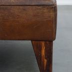 Geweldige, Uniek Grote En In Goede Staat Verkerende Hocker/ Salontafel Gemaakt Van Schapenleer thumbnail 7