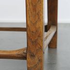Karaktervolle, Prachtige En Praktische Vierkante Antieke Eettafel Gemaakt Van Iepenhout thumbnail 9