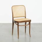 Tijdloos En Charmant Bistro Stoeltje In De Stijl Van Thonet Met Uniek Houten Frame thumbnail 2