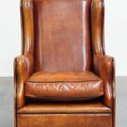Karaktervolle Schapenleren Oorfauteuil/ Armchair Met Een Tijdloos Design En Zwarte Biezen thumbnail 2