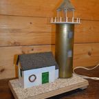 Vuurtoren Gemaakt Van Kanonskogel Huls, Met Wachtershuis thumbnail 2