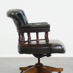 Donkergroene Rundleren En Houten In Hoogte Verstelbare, Swiffel En Tilt Chesterfield Bureaustoel thumbnail 3