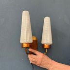 Scandinavische Mid Century Wandlamp Met Twee Glazen Kapjes thumbnail 7