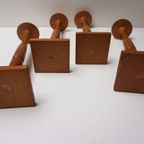 Set Van 4 Houten Hoeden Standaards thumbnail 2