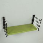 Wandrekje Met Groene, Metalen Plank 71231 thumbnail 3