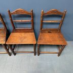Set Van Zes Oude Engelse Keukenstoelen thumbnail 11