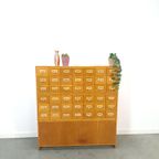 Oude Houten Ladekast Met Uitschuifbare Planken Vintage thumbnail 7