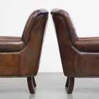 Set Van 2 Prachtige, Unieke En Comfortabele Bruin Generfde Rundleren Chesterfield Fauteuils thumbnail 9