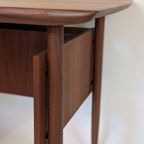 Iconisch Mid-century Teak Bureau – Tijseling Voor Hulmefa – Jaren ’50 – Cowhorn / Design Bureau / Retro Meubel thumbnail 8