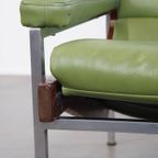 Zeer Comfortabele En Tijdloze Groene Rundleren En Houten Vintage Jaren ’60 Design Fauteuil thumbnail 12