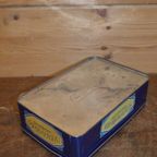 Donkerblauw Verkade Koekblik Met Meisje Met De Strik – Nostalgisch Design thumbnail 6