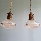 Paar Prismatische Glazen Hangers Van Holophane, 1920-30 thumbnail 5