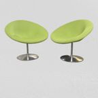 2 Globe Draaistoelen Pierre Paulin Voor Artifort thumbnail 2