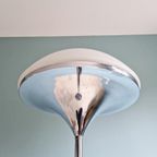 Modernistische Vloerlamp In Verchroomd Metaal En Wit Gesatin thumbnail 10